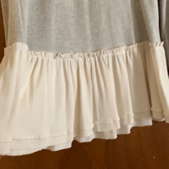 Cute sweater/sweatshirt - Picture 3 of 4